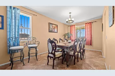 17681 View Mount Court, Victorville, CA 92395 - Photo 9