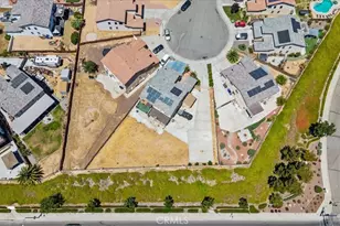 17681 View Mt Ct, Victorville, CA 92395 - Photo 43