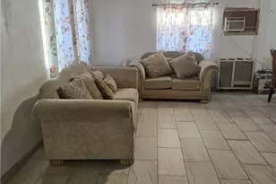 515 Crawford St, Bakersfield, CA 93305 - Photo 5