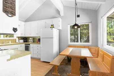 41747 Comstock, Big Bear Lake, CA 92315 - Photo 19