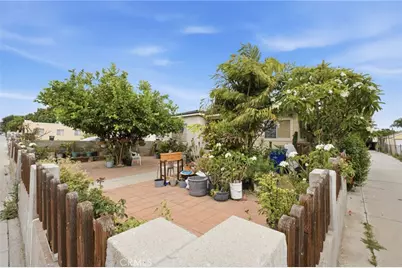 538 S Fetterly Avenue, Los Angeles, CA 90022 - Photo 3