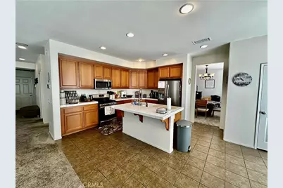 22 Helen, Beaumont, CA 92223 - Photo 5