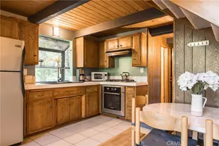 271 Fremont Rd, Lake Arrowhead, CA 92352 - Photo 15