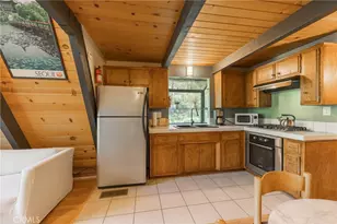 271 Fremont Rd, Lake Arrowhead, CA 92352 - Photo 7