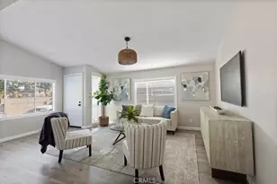 201 Rd Runner Ln, Fountain Valley, CA 92708 - Photo 13