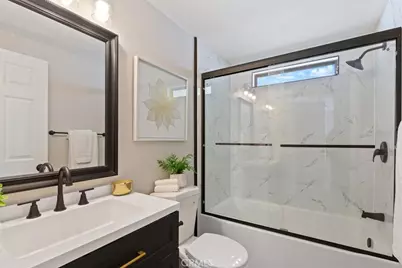 201 Road Runner Lane, Fountain Valley, CA 92708 - Photo 17