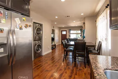 1134 W 68th, Los Angeles, CA 90044 - Photo 11