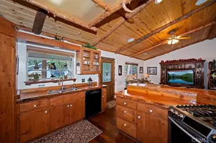 320 Eider Dr, Big Bear City, CA 92314 - Photo 15