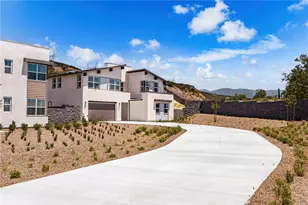 16094 Butterfly Dr, Fontana, CA 92336 - Photo 3