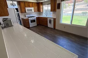 21426 Blossom Hill, Moreno Valley, CA 92557 - Photo 7