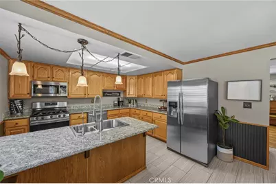 904 E Fairway, Big Bear City, CA 92314 - Photo 15