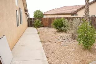 14049 Trigger, Victorville, CA 92392 - Photo 17