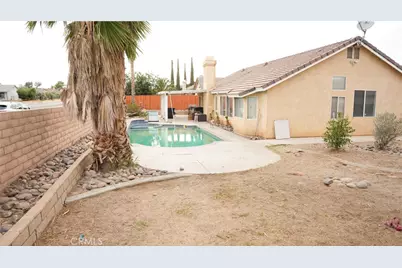 14049 Trigger, Victorville, CA 92392 - Photo 17