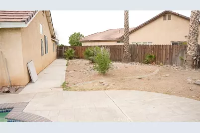 14049 Trigger, Victorville, CA 92392 - Photo 13