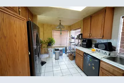 14049 Trigger, Victorville, CA 92392 - Photo 29