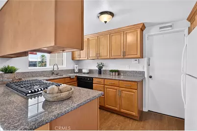 26271 Edgemont Drive, Highland, CA 92346 - Photo 9