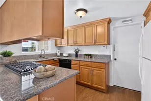 26271 Edgemont Dr, Highland, CA 92346 - Photo 9