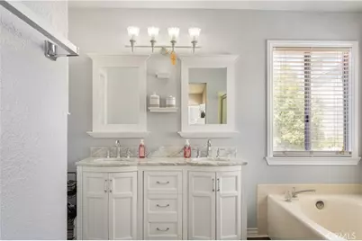 22960 Pavla Court, Wildomar, CA 92595 - Photo 21