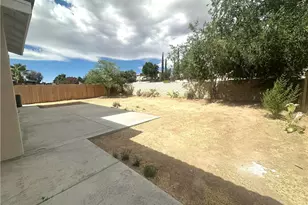 14990 Leaf Ln, Victorville, CA 92394 - Photo 21