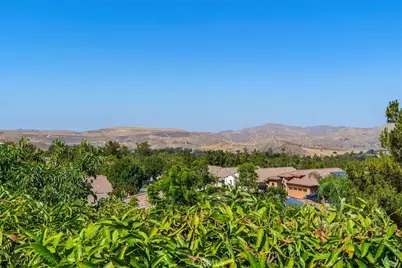 24494 Chamois, Corona, CA 92883 - Photo 3