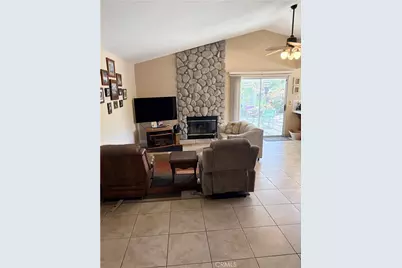 15025 Amorose, Lake Elsinore, CA 92530 - Photo 5