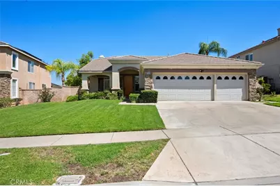 4248 Castlepeak Drive, Corona, CA 92883 - Photo 3