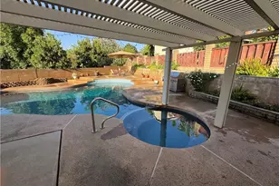 235 Pinewood Ct, Redlands, CA 92374 - Photo 3