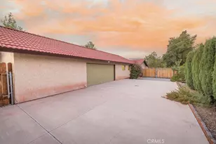 32190 Kentucky, Yucaipa, CA 92399 - Photo 19