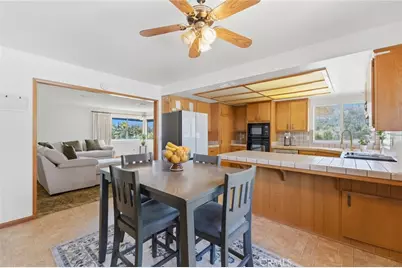 40330 Indian Tree St, Hemet, CA 92544 - Photo 9