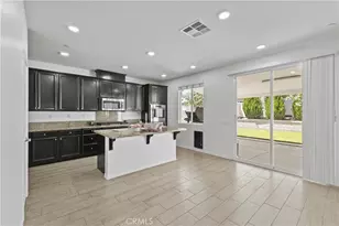 31536 Blossom Hill Ct, Murrieta, CA 92563 - Photo 17