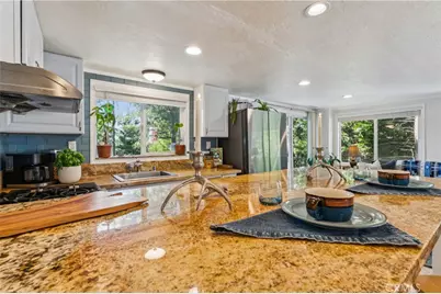26472 Lake Forest, Twin Peaks, CA 92391 - Photo 7
