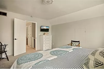 435 Riviera Drive, Lake Arrowhead, CA 92352 - Photo 29