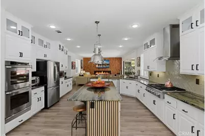 1536 Vandagriff, Corona, CA 92883 - Photo 27