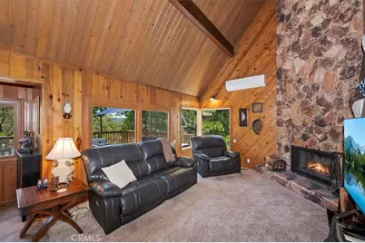 334 Highland Drive, Lake Arrowhead, CA 92352 - Photo 9