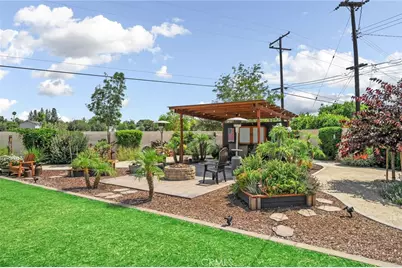 609 Cardinal Lane, Redlands, CA 92374 - Photo 29