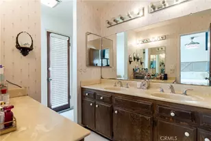 10865 Wagon Train Ln, Jurupa Valley, CA 91752 - Photo 23