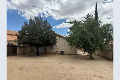 12270 Telestar, Victorville, CA 92395 - Photo 9