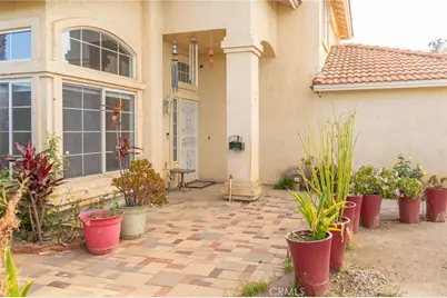 501 Redding Way, Perris, CA 92570 - Photo 7