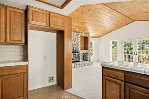 30930 Glen Oak, Running Springs, CA 92382 - Photo 9