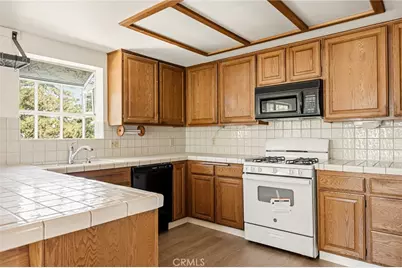30930 Glen Oak, Running Springs, CA 92382 - Photo 7