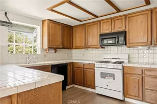 30930 Glen Oak, Running Springs, CA 92382 - Photo 7