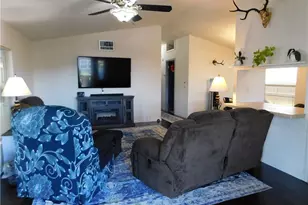 2200 W Wilson Street, Banning, CA 92220 - Photo 11