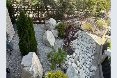 380 Springhill, Big Bear Lake, CA 92315 - Photo 15
