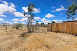 21495 Minodoka Rd, Apple Valley, CA 92308 - Photo 25