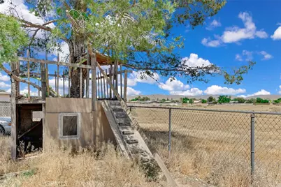 21495 Minodoka Road, Apple Valley, CA 92308 - Photo 27