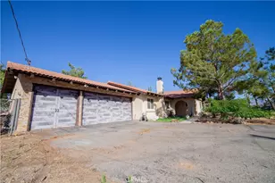 8899 Camphor Ave, Hesperia, CA 92345 - Photo 5