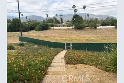 1900 Brae Burn Drive, Corona, CA 92882 - Photo 21