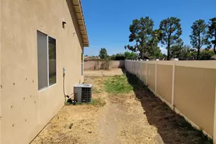 26585 Amherst Ct, Loma Linda, CA 92354 - Photo 11