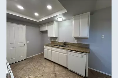 2061 W Redlands, Redlands, CA 92373 - Photo 9