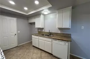2061 W Redlands, Redlands, CA 92373 - Photo 9